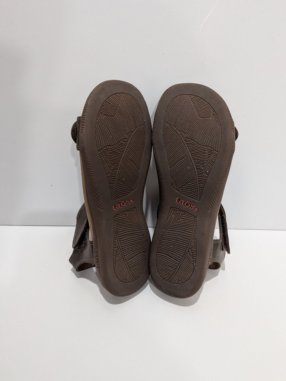 Taos Women's The Show Mocha Sandal Size 8 - Picture 9 of 13
